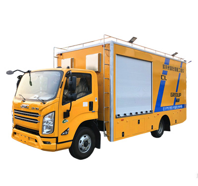 光固化管道修復(fù)車(chē)